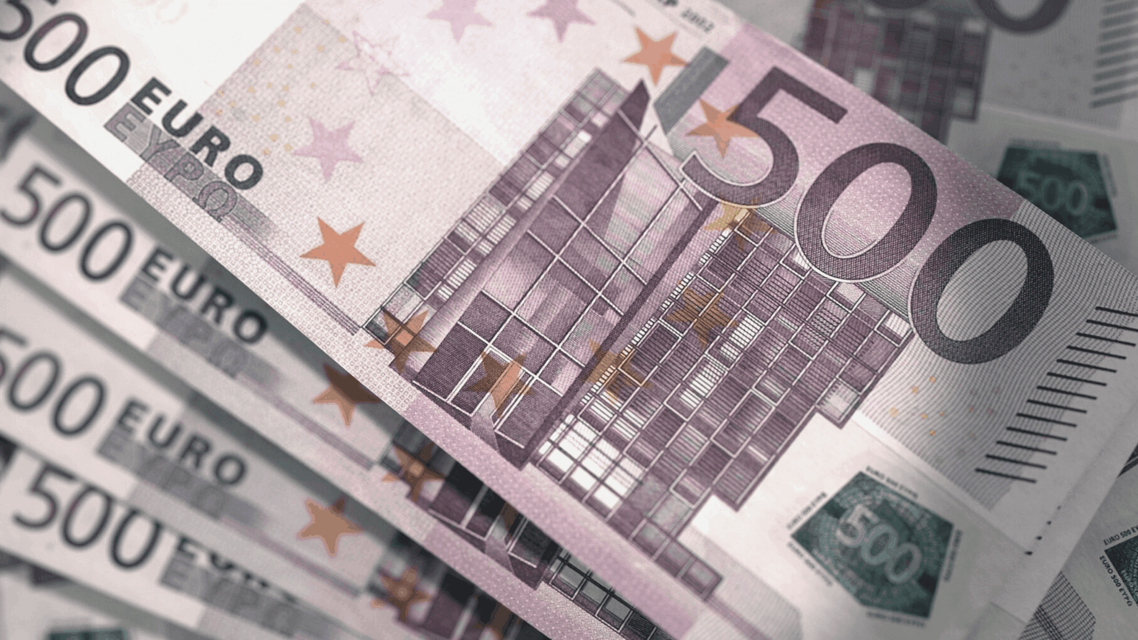 How Much Money Can You Deposit Before it is Reported? 2026